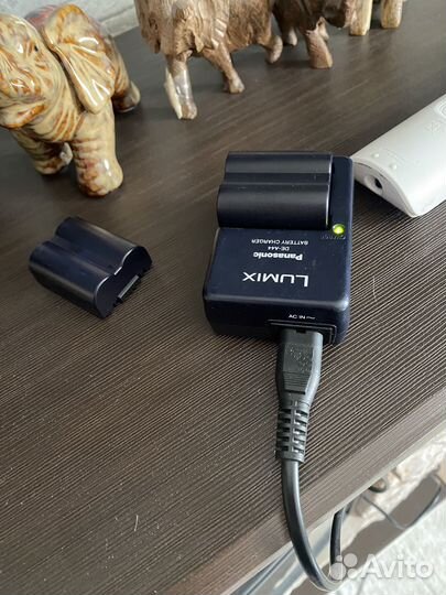 Компактный фотоаппарат