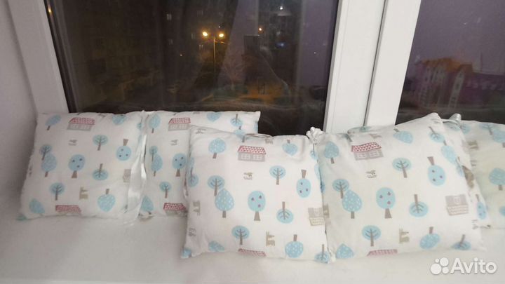 Бортики в кроватку