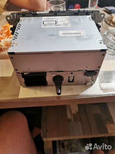 Авто магнитола sony