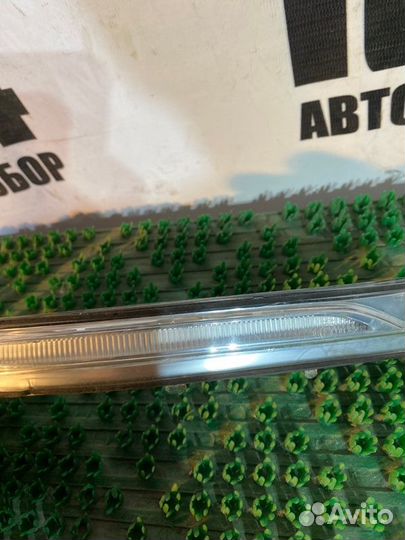 Повторитель поворота передний правый Kia Optima 4