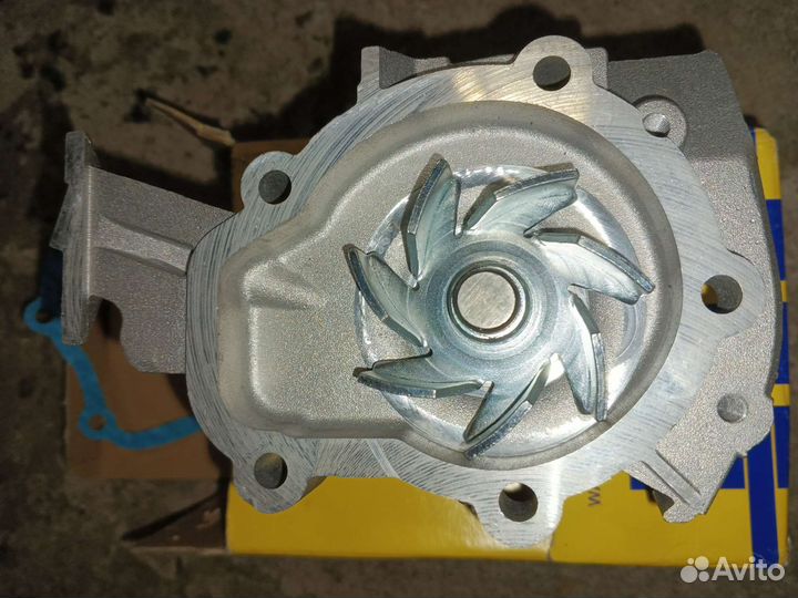 Помпа на daewoo matiz