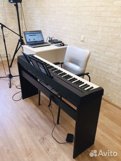 Репетиционная студия для вокала, фортепиано, гитар