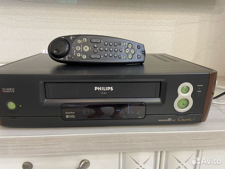 Видеомагнитофон Philips VR-967 Matchline
