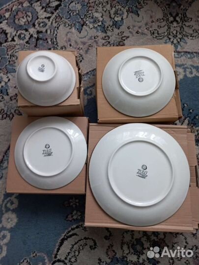 Набор столовой посуды на 6 персон