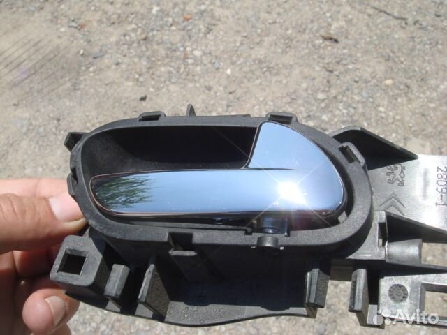 Пежо 308 ручка двери передней Peugeot 308 07-15