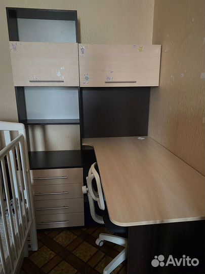 Компьютерный стол