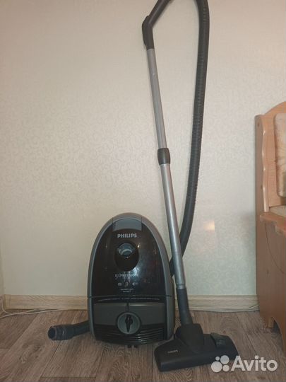 Продам пылесос Филипс