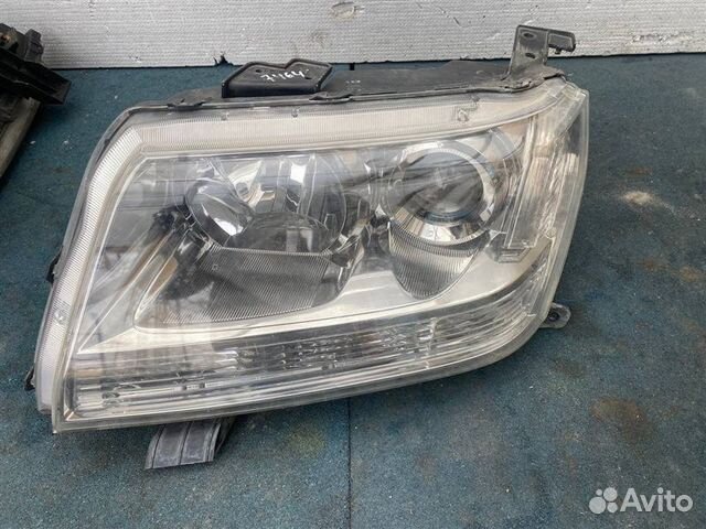 Фара галоген передняя левая Suzuki Grand