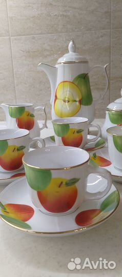 Кофейно-чайный сервиз на 4 персоны