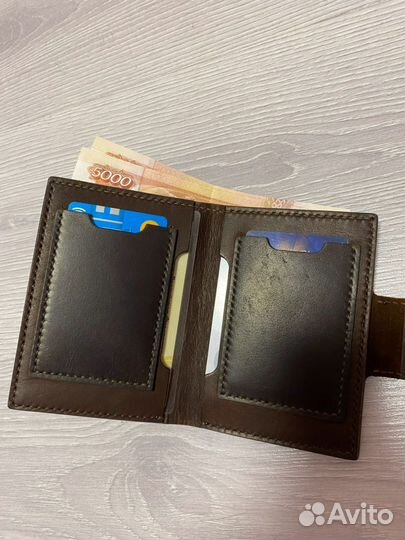 Кошелек бифолд натуральная кожа