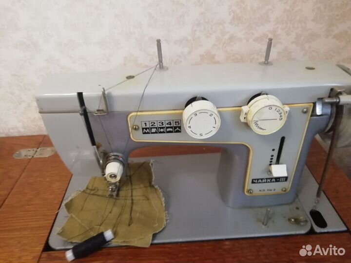 Швейная машина Чайка 3