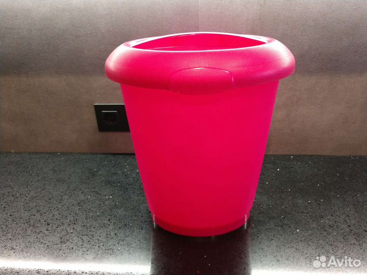 Контейнер для корма