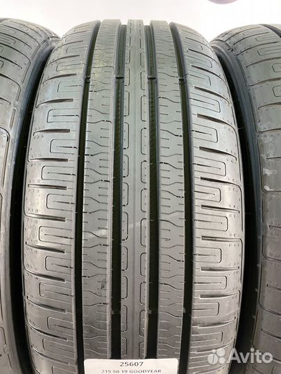 Goodyear EfficientGrip Performance 215/50 R19 89T