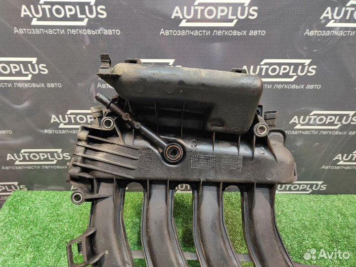 Впускной коллектор Renault Megane хэтчбек K4M 838