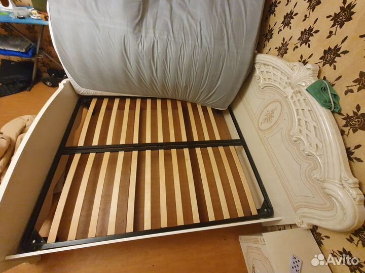 Спальный гарнитур бу