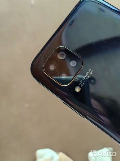 Телефон Huawei p40 lite
