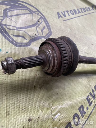 Привод передний левый LADA Granta