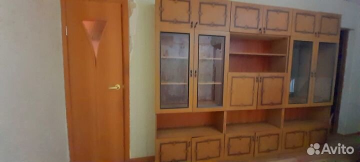 Стенка и шкаф для одежды