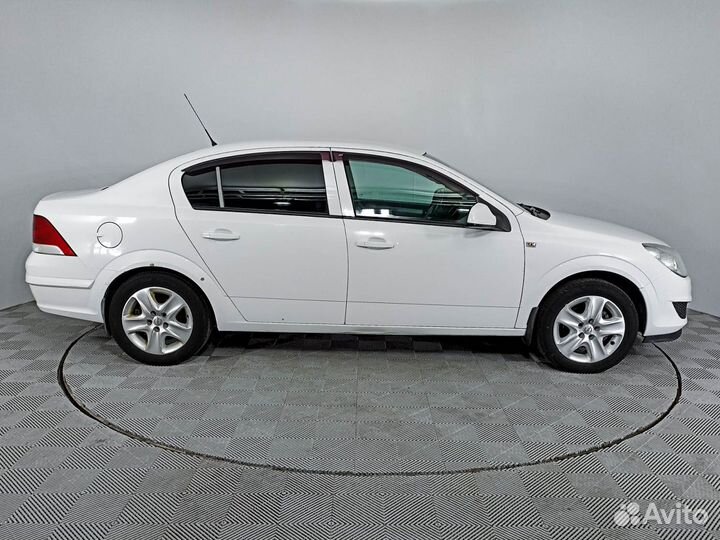 Opel Astra 1.6 МТ, 2012, 157 802 км