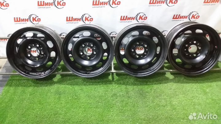 1279) К-кт дисков ориг штамп R16 BMW 5х120