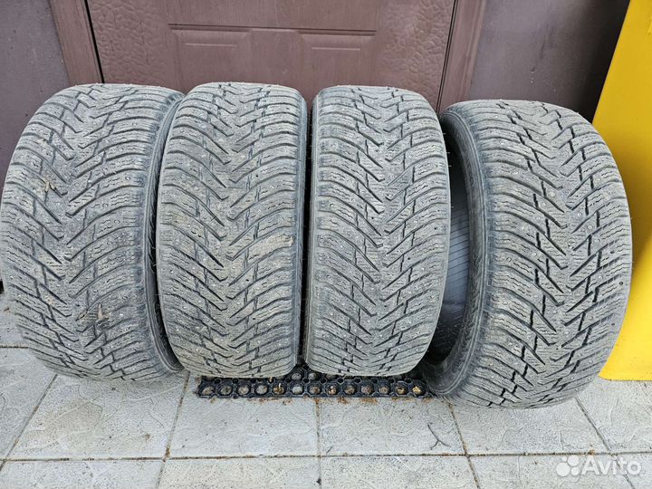 Nokian Tyres Hakkapeliitta 8 235/45 R17