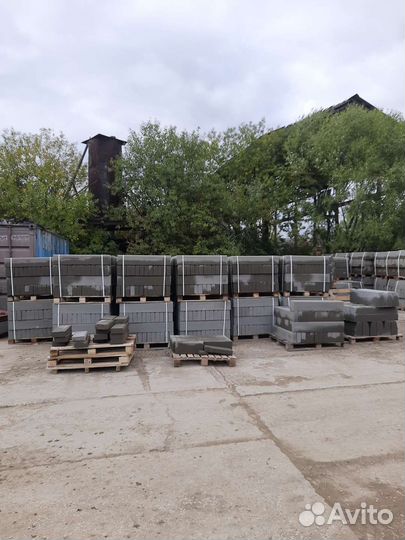 Бордюр тротуарный дорожный садовое