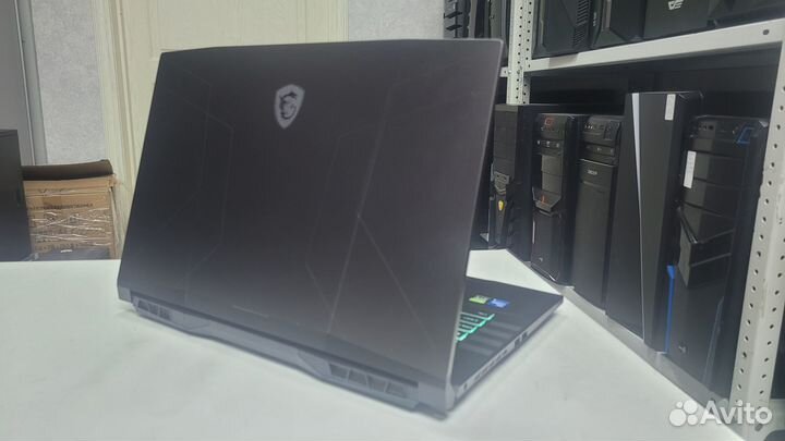 17.3 MSI Pulse GL76 (I5-12500H, 16 GB, RTX 3050 4
