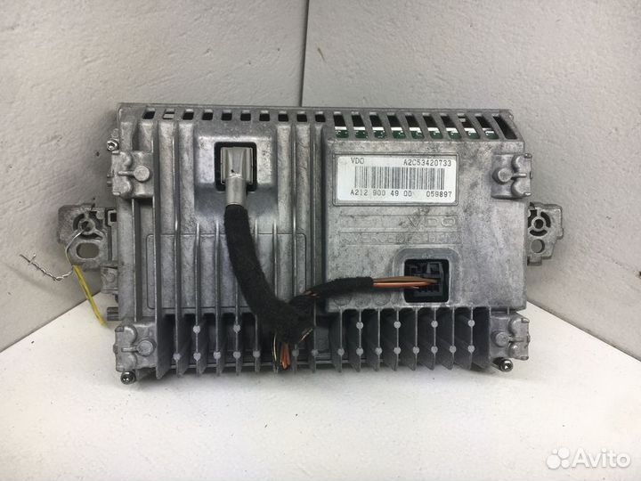 Магнитола/дисплей информационный Mercedes-Benz CLS-Class