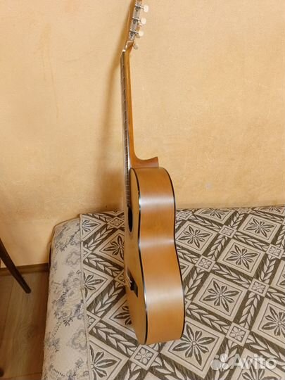 Классическая гитара yamaha c40