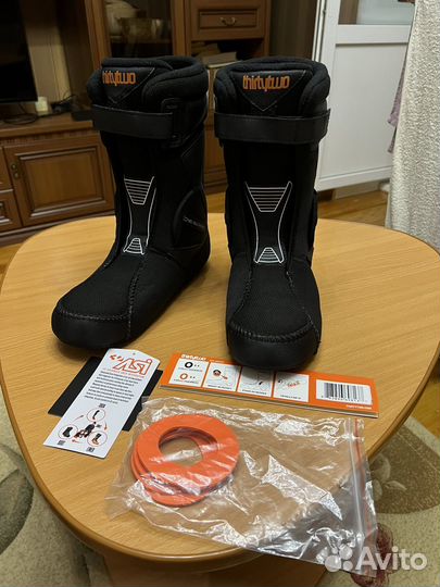 Сноубордические ботинки thirtytwo