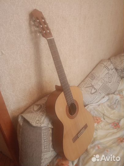Классическая гитара yamaha c40m