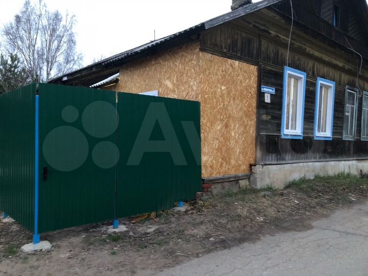 Доля в 2-к. квартире, 23 м², 1/1 эт.
