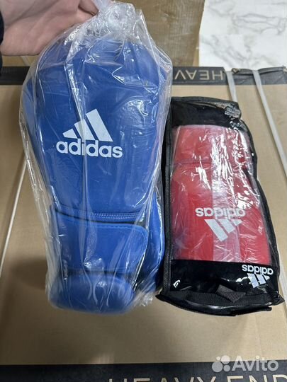Боксерские перчатки 10 oz adidas aiba
