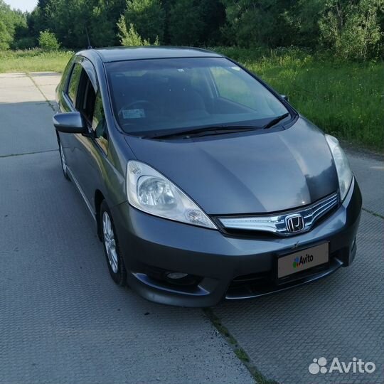 Honda Fit Shuttle 1.3 CVT, 2012, 88 500 км
