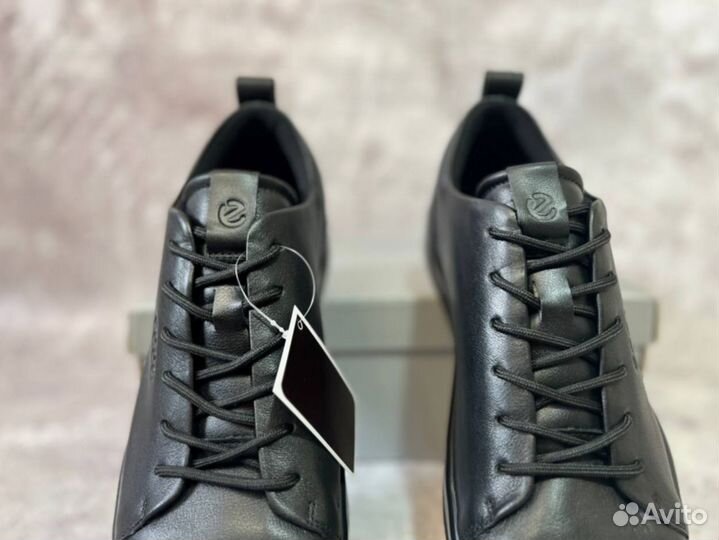Кроссовки Ecco долговечные
