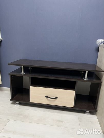 Тумба под телевизор