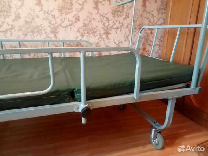 Кровать для лежачих больных