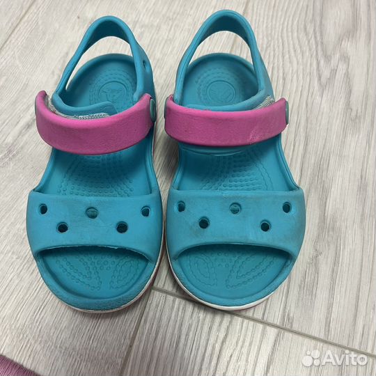 Сандалии crocs c7