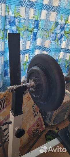 Скамья для жима со штангой