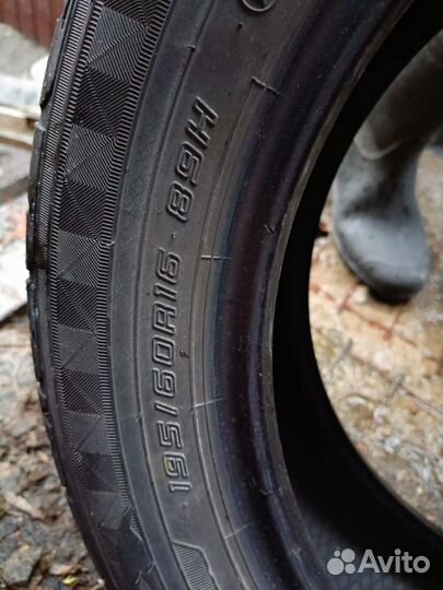 Dunlop Enasave RV504 195/60 R16