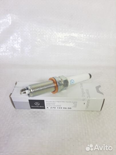 Свеча зажигания Mercedes-Benz A2701590600