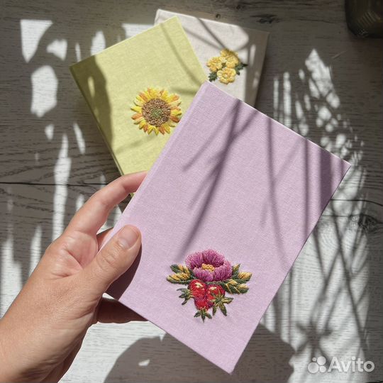 Блокноты ручной работы с вышивкой
