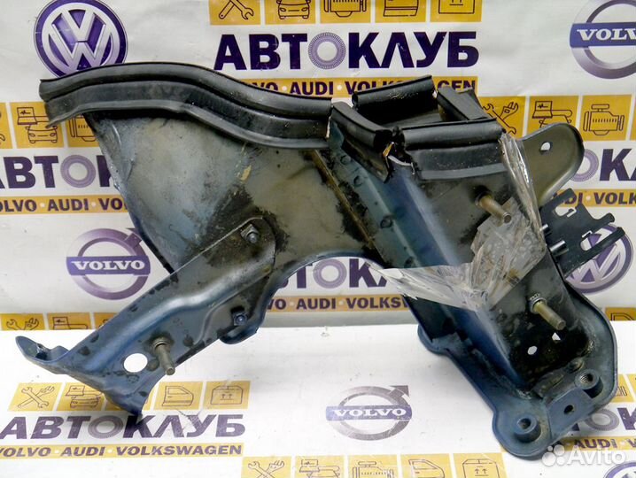 Лонжерон передний правый Фольксваген Golf 5.2004+