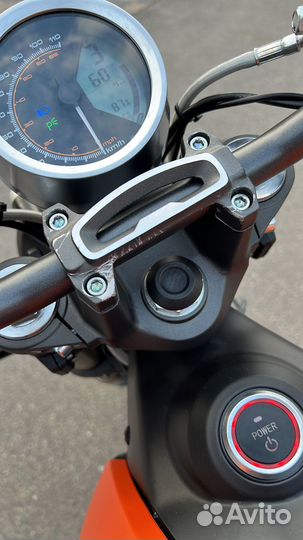 Super Soco TC Max 2023 (оранжевый)