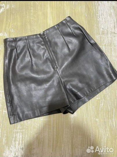 Шорты кожзам