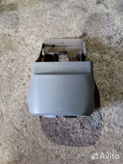 Подрулевой кожух kia Rio 1