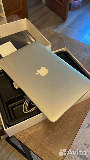 Apple MacBook Air 11