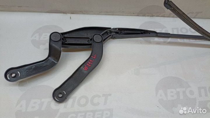 Дворник лобового стекла передний левый