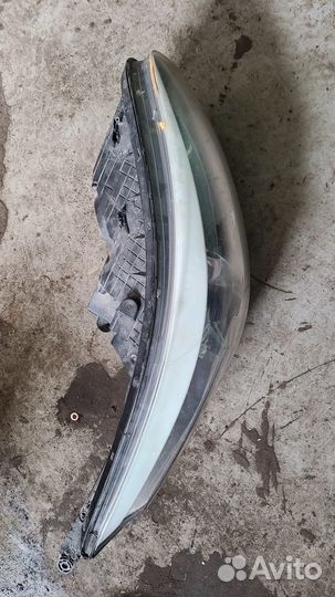 Фары правая левая Kia Ceed JD 2012-2018