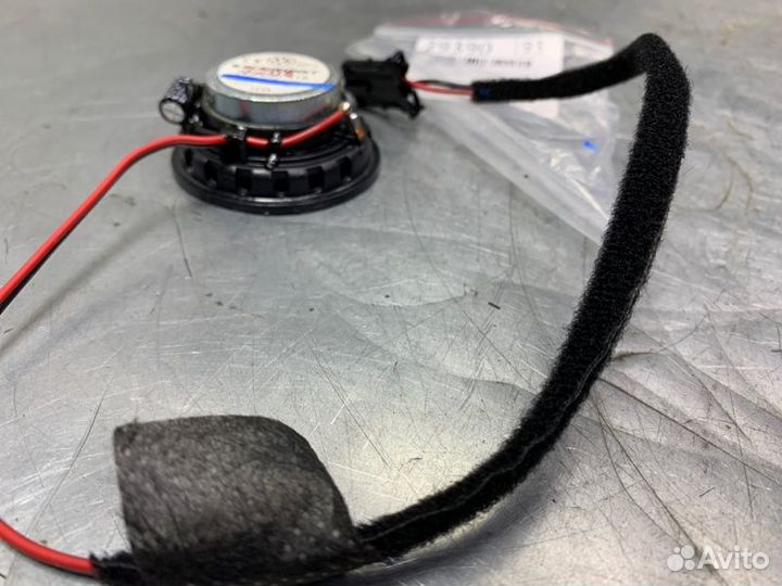 Динамик Volkswagen Touareg 2002-2010